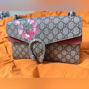 Gucci Beige and Pink Floral Shoulder Bag